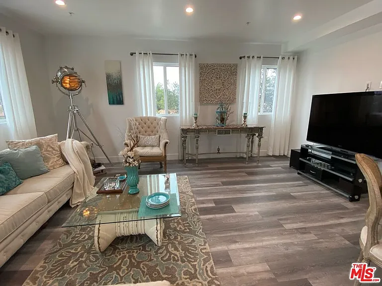 2206 Hauser Blvd — Photo 8