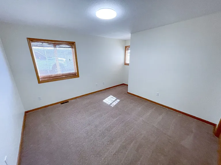 5441 Basin View Dr — Photo 15