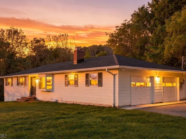 33 Cooke Rd, Blairstown Twp., NJ 07825