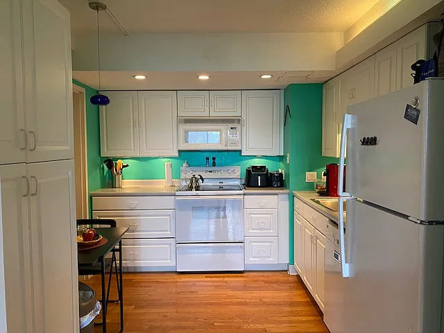 1731 Beacon St #711 — Photo 10