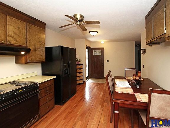 2nd image of 8400 Sandalwood Dr