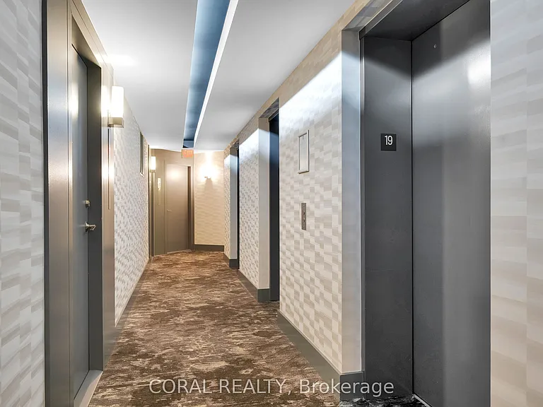 25 Carlton St #1901 — Photo 17