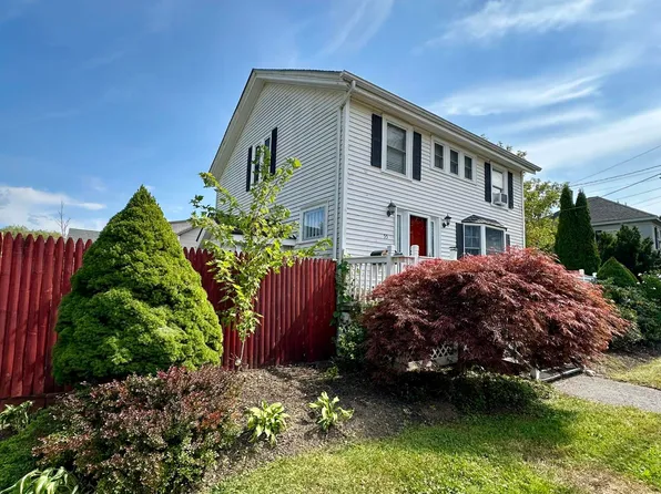 55 Broadway, Rockland, ME 04841