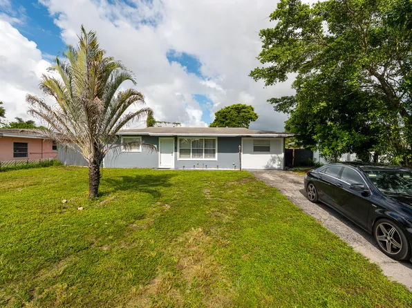2051 NE 1st Avenue, Pompano Beach, FL 33060