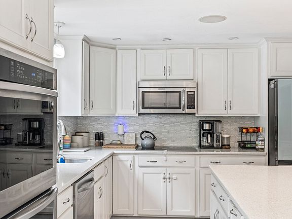 2nd image of 148 Rachel Dr