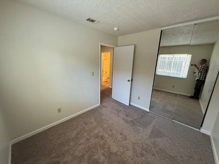 2766 Applewood Dr — Photo 28