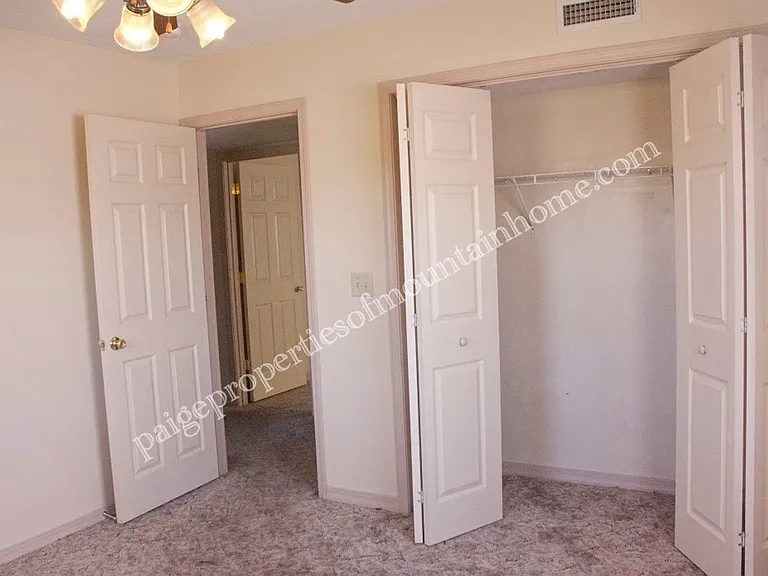 68 North Star Circle — Photo 3