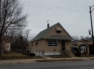 348 W 115th St, Chicago, IL 60628