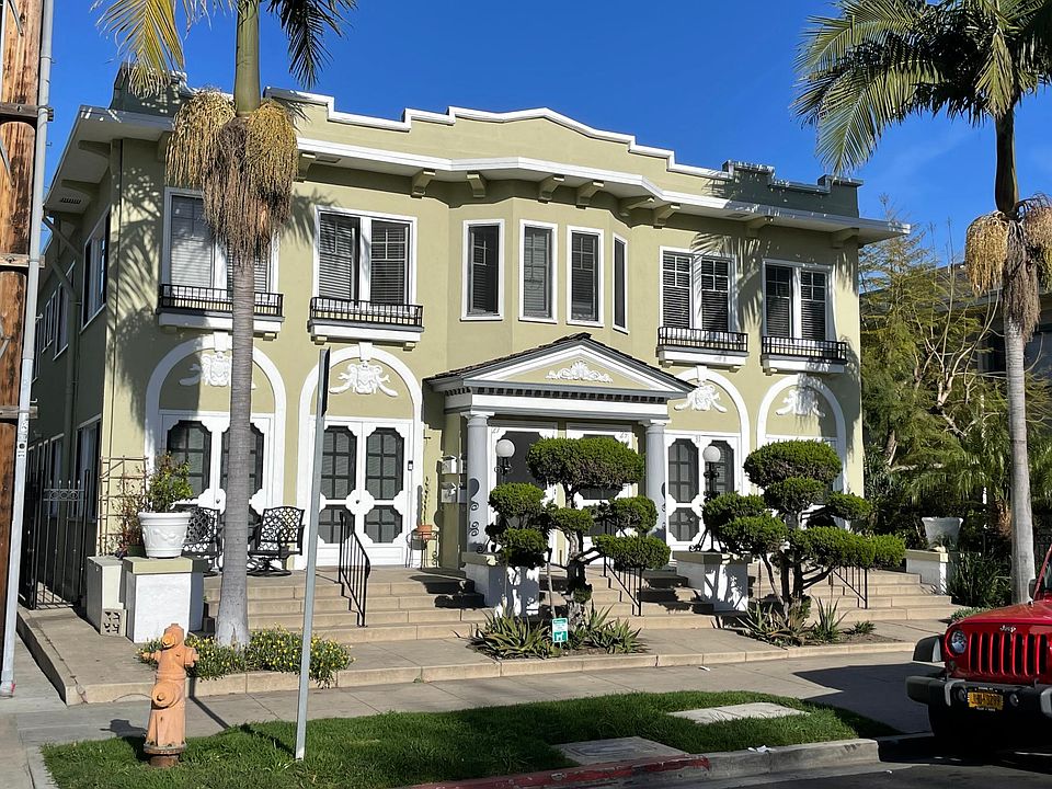 25 thru 31 Cherry Ave - 4 Unit Apartment Building