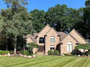 52457 Cheswick Ct, Utica, MI