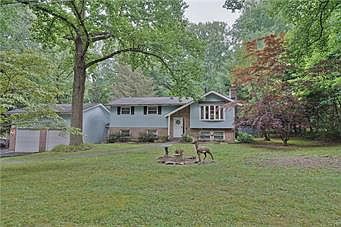 1st image of 3161 Douglas Rd