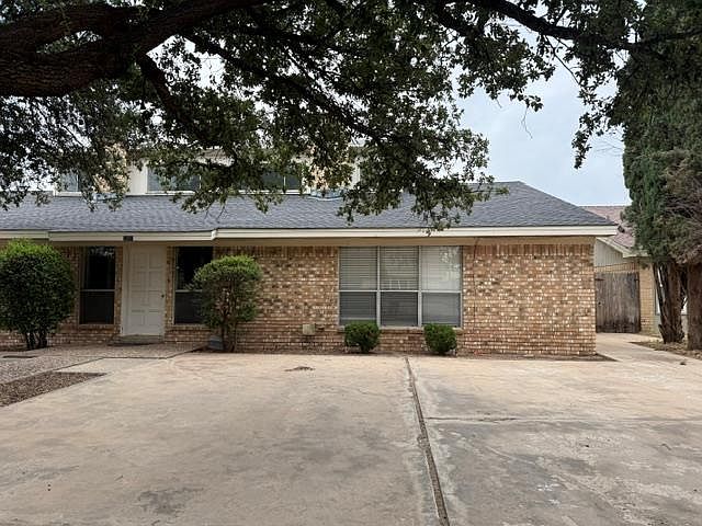1st image of 3301 Moss Ct APT B