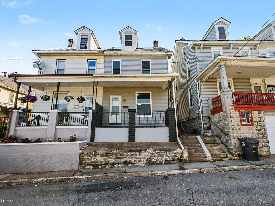 1st image of 43 Penn St