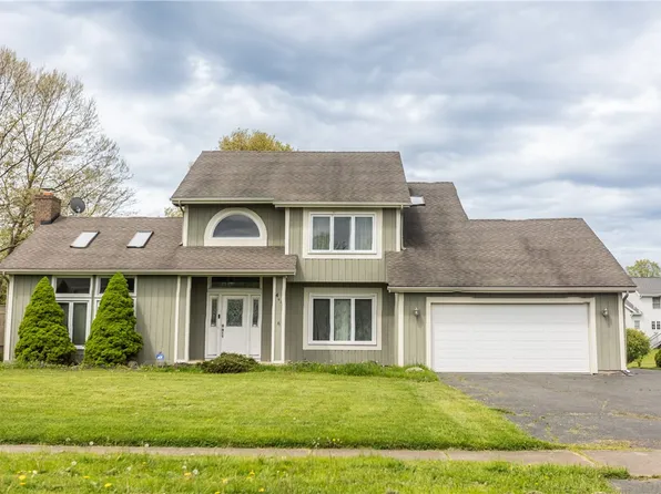 401 Montvale Ln, Rochester, NY 14626