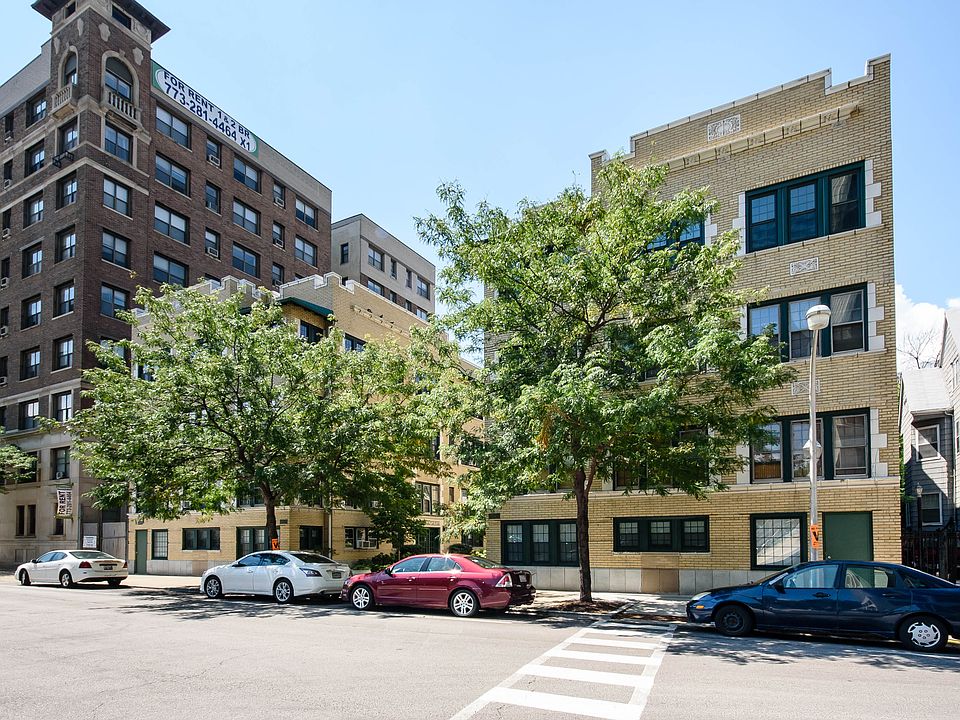1st image of 4310 N Clarendon Ave APT 1022