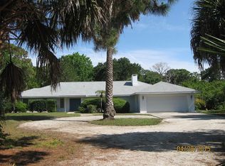 1785 Chadwick Rd, Englewood, FL 34223