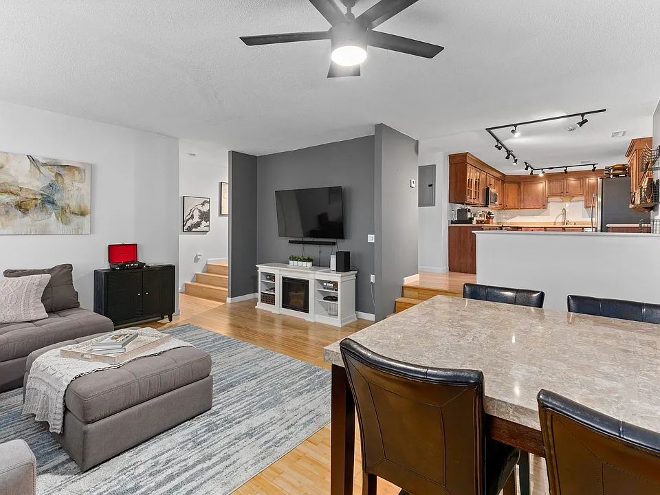 150 Rumford Ave #123