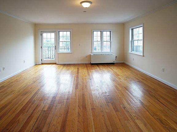 2nd image of 1438 31st Dr APT 13