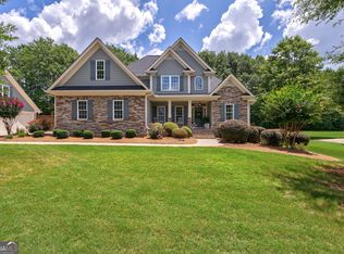 1105 Harperfield Dr, Bogart, GA 30622