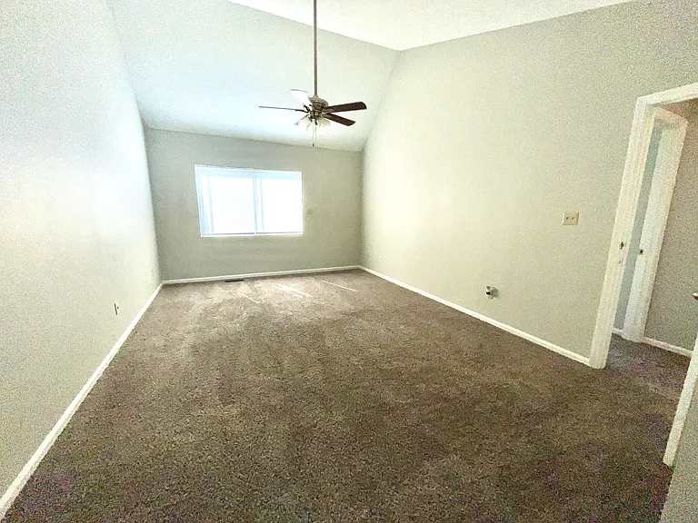 3660 Walden Dr — Photo 21