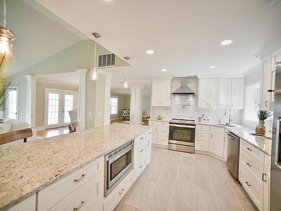 4th image of 3554 John Anderson Dr