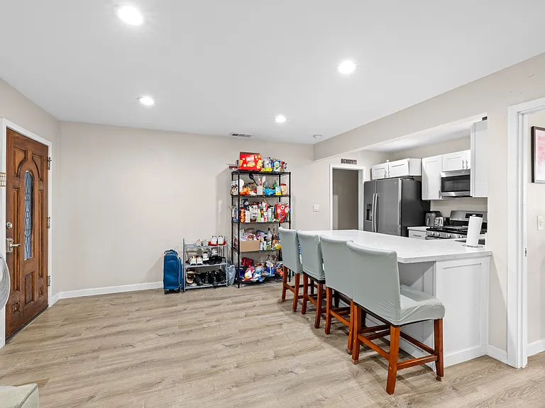 5039 Art St — Photo 3
