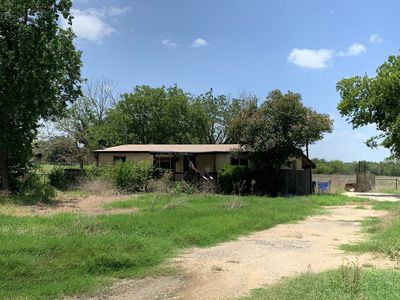 527 Dry Hollow Rd, La Vernia, TX, 78121