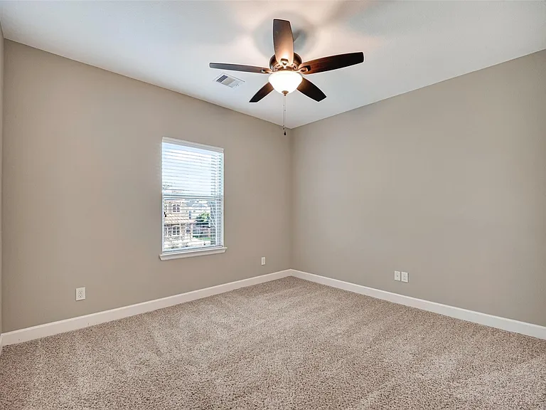 1333 W 23rd St #A — Photo 30