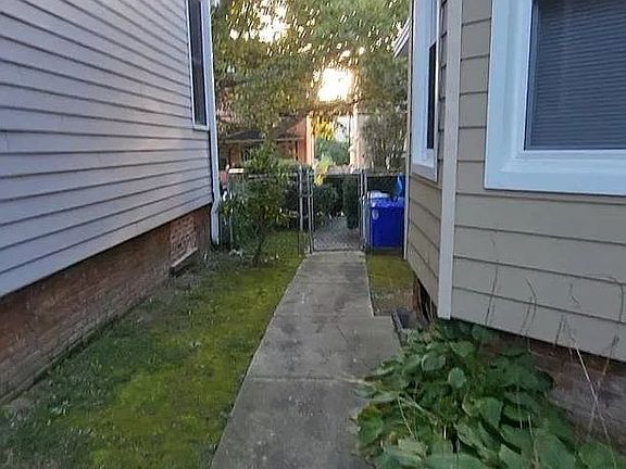 2nd image of 237 S 5th Ave Floor 2