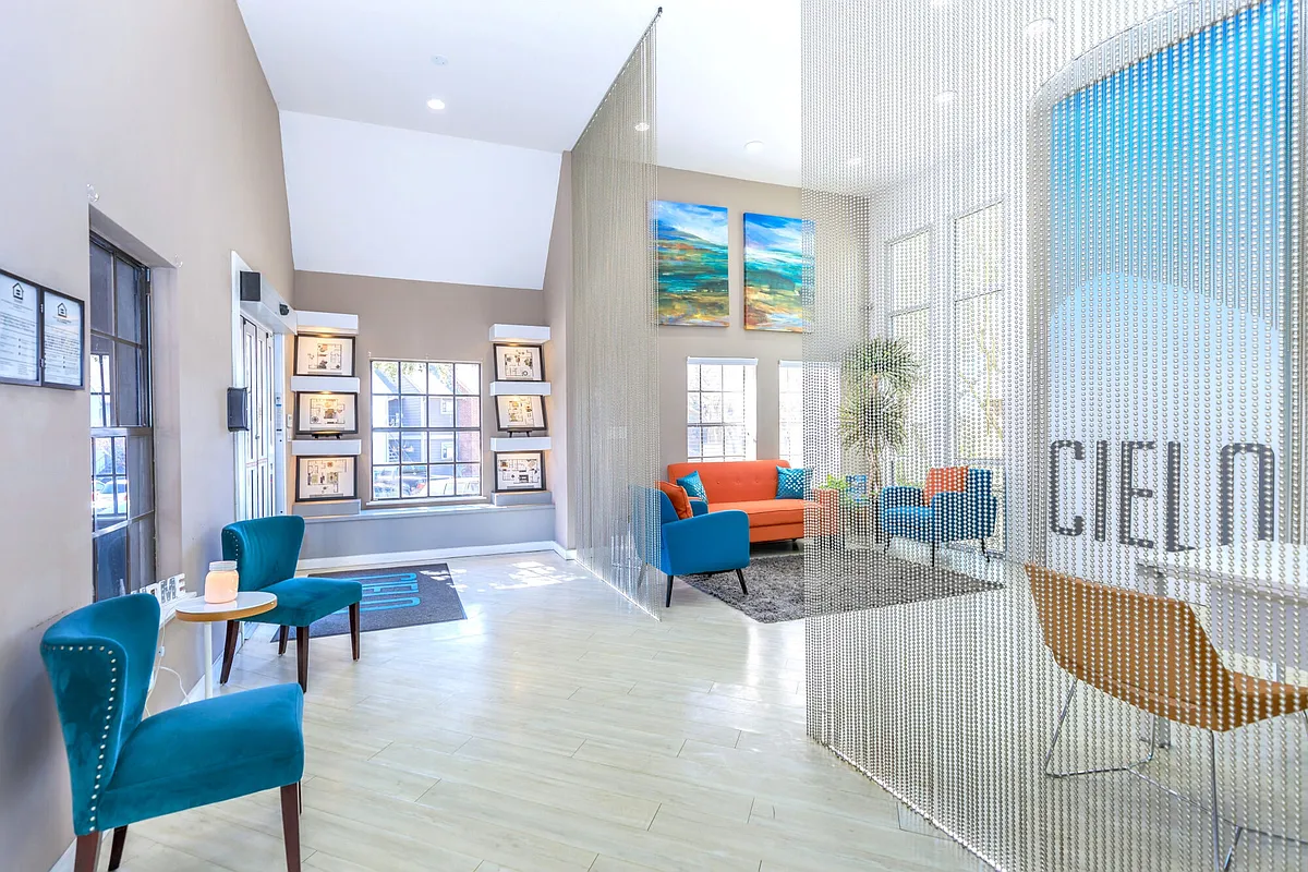 Building Photo - Cielo Apartments