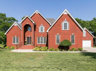 3127 Landview Dr, Murfreesboro, TN 37128