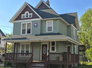 712 Scott Ave, Oshkosh, WI 54901