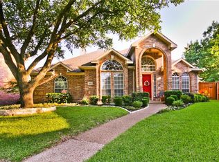 1900 Country Meadow Ln, Richardson, TX