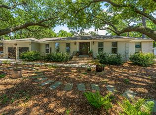 935 Lansing Dr, Mount Pleasant, SC 29464