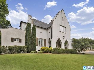 2312 Shades Crest Rd, Vestavia Hills, AL 35216