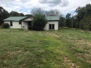 390 Burgess Rd E, Dickson, TN 37055