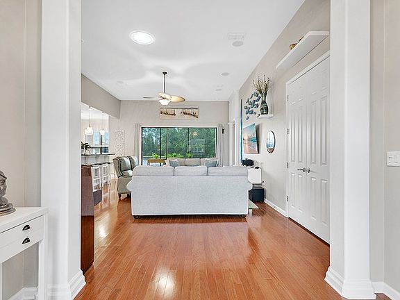2nd image of 531 River Run Blvd