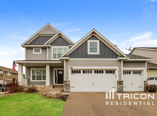 5135 White Star Ln, Woodbury, MN 55129