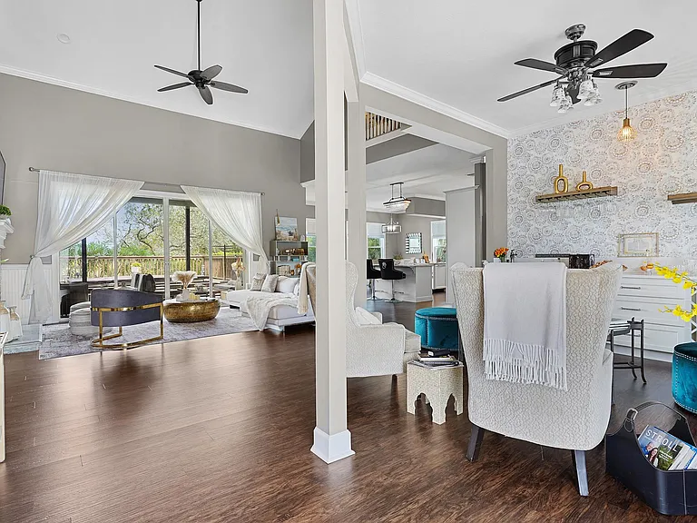 500 Turnberry Ln — Photo 6