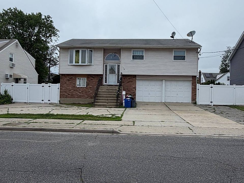 1st image of 189 Elizabeth Ave