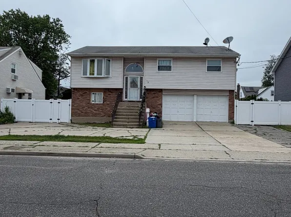 189 Elizabeth Ave, Oceanside, NY 11572
