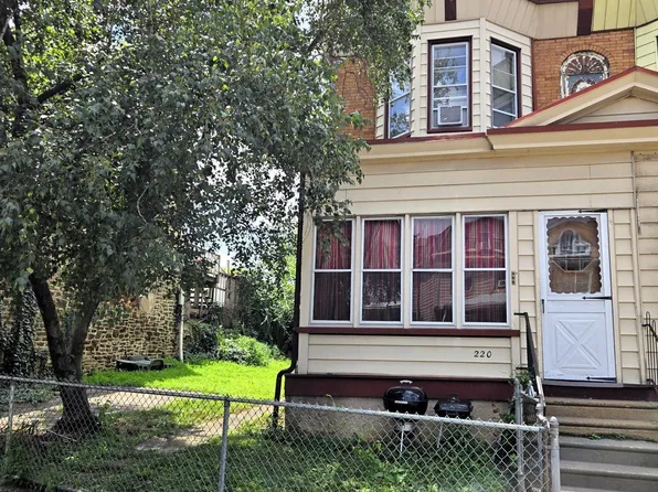 220 E Tabor Rd, Philadelphia, PA 19120