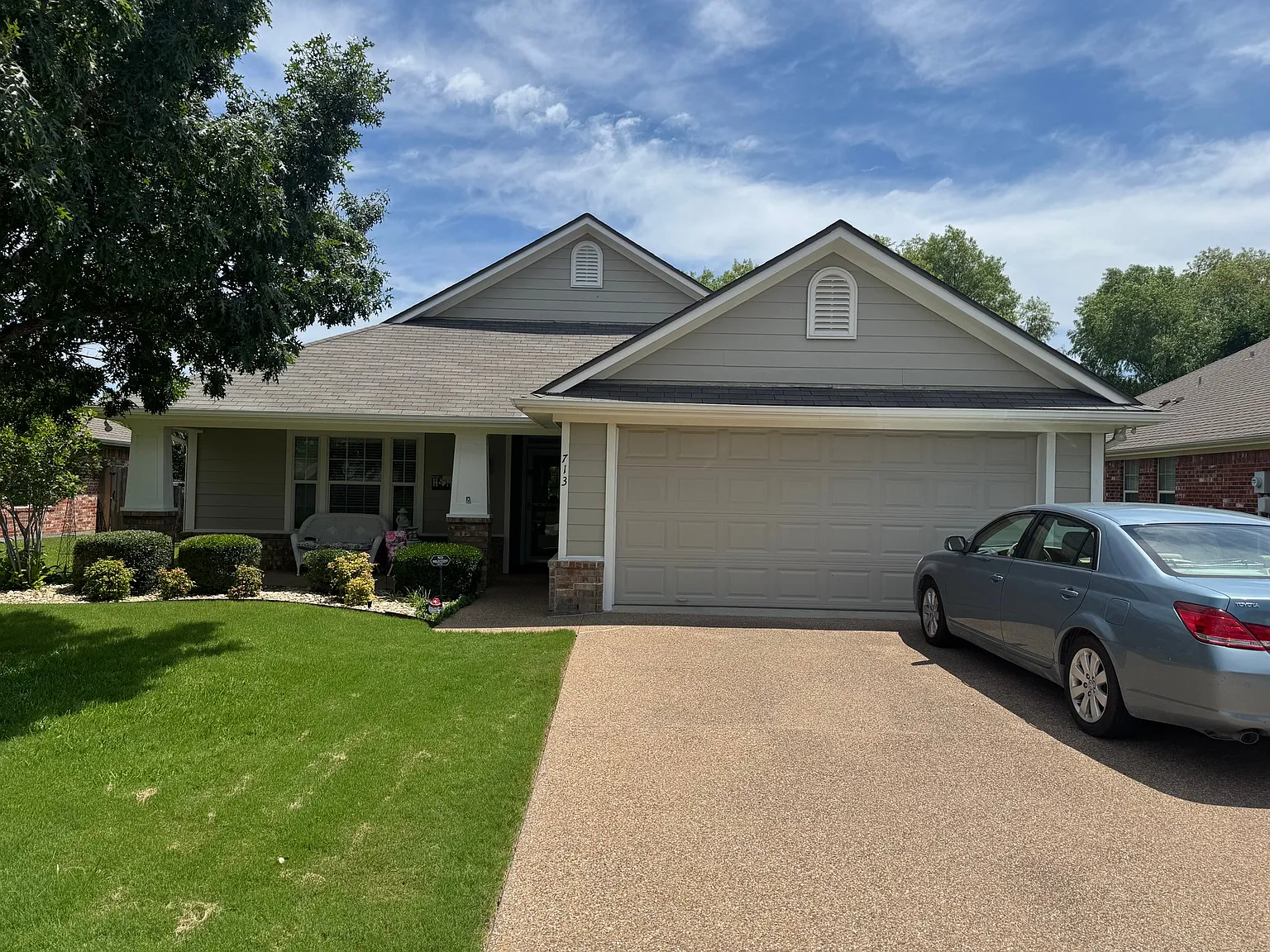 Private 2-Bed, 1-Bath in Spacious 4-Bed Home + Shared Kitchen/Living in Waco $1400 - Available 8/29 — Photo 1