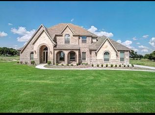 870 Black Champ Rd, Midlothian, TX 75167