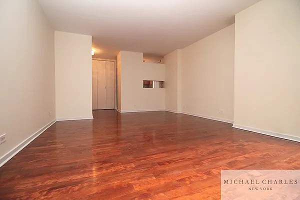 Rented by Michael Charles New York | media 11