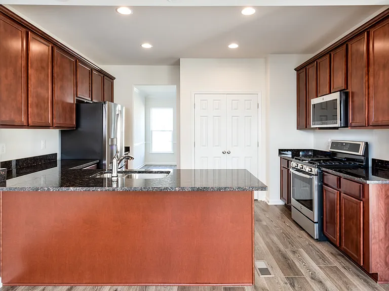 228 Patchwork Dr — Photo 9