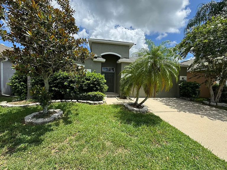 2269 Victoria Falls Dr — Photo 2