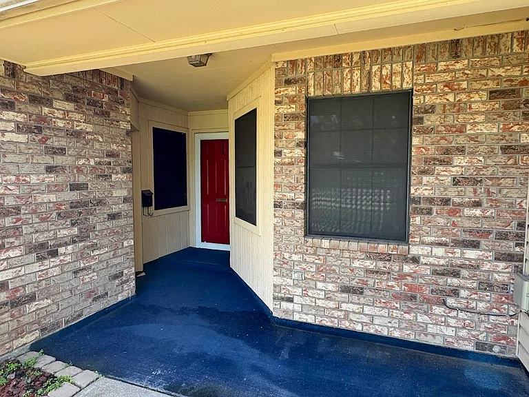 204 Splane Dr — Photo 11