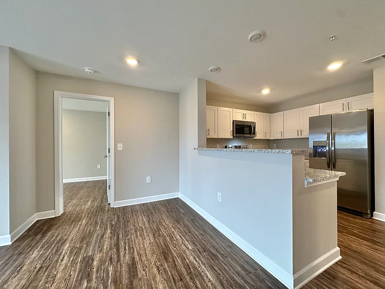 Westbrook Apartments — Photo 28