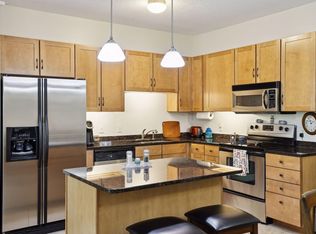 2103 Silver Bell Rd APT 311, Eagan, MN 55122